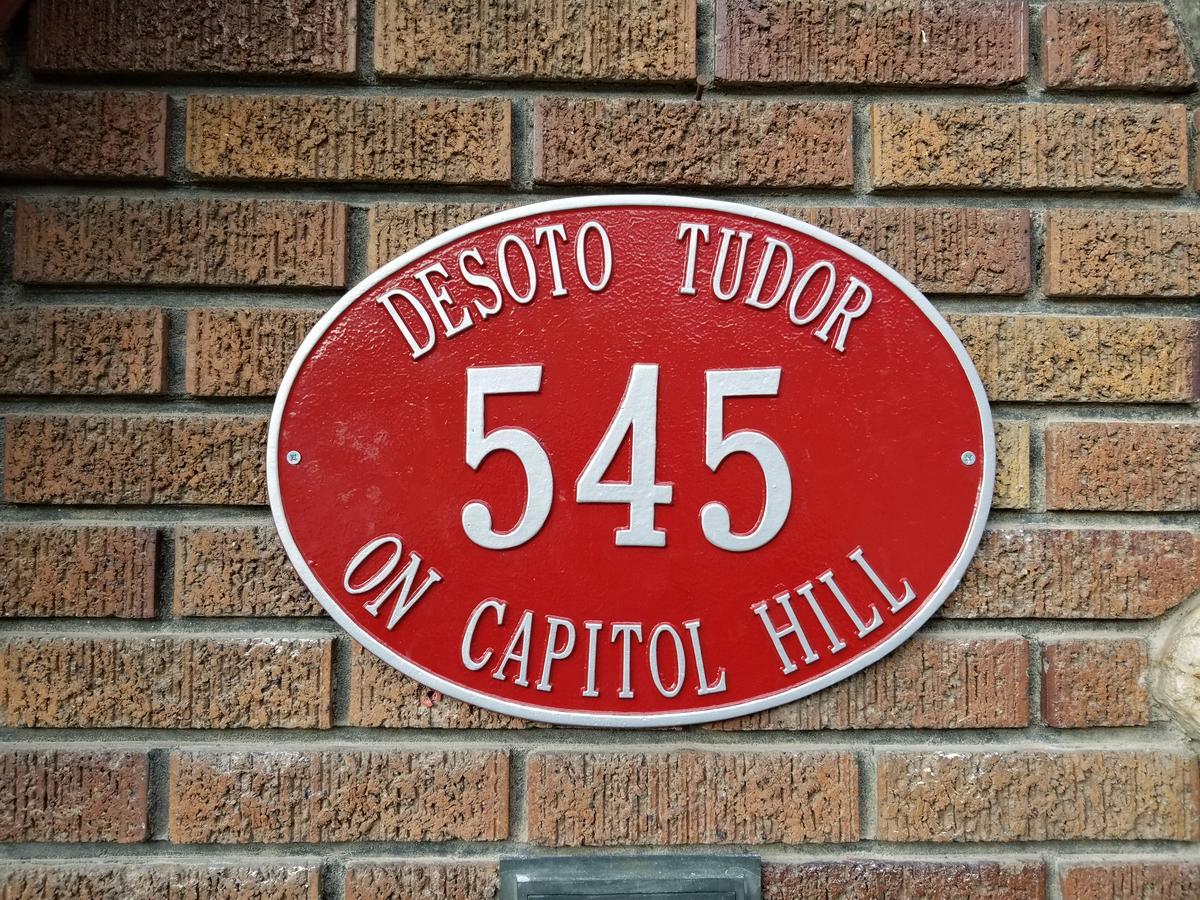 Desoto Tudor On Capitol Hill Salt Lake City Exterior foto